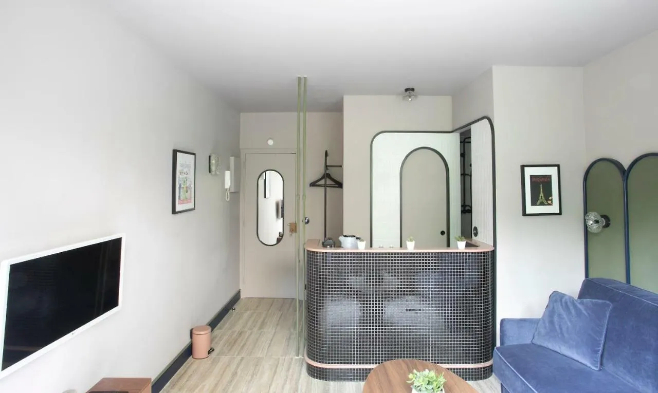 Appartement Joie Paris GARE MONTPARNASSE 0*,